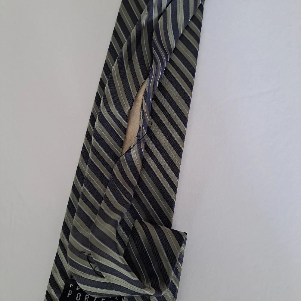 Perry Ellis Portfolio Tri-Colored Olive Green Blue White 100% Silk Tie